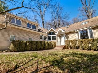 86 Millbrook Rd, New Vernon, NJ 07976