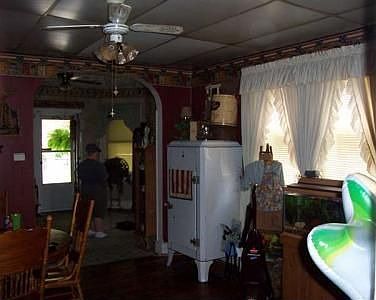 4th image of 316 S 9th St