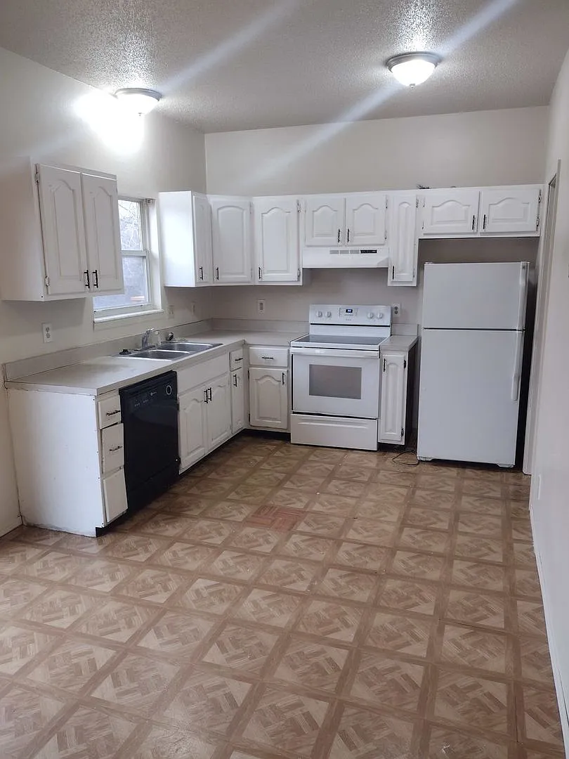 Westward Townhomes, LLC — Photo 2