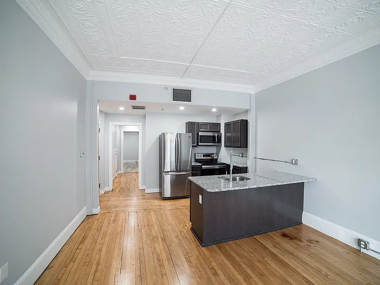 22 State St #2 — Photo 10