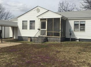 816 E 4th St, Cushing, OK 74023