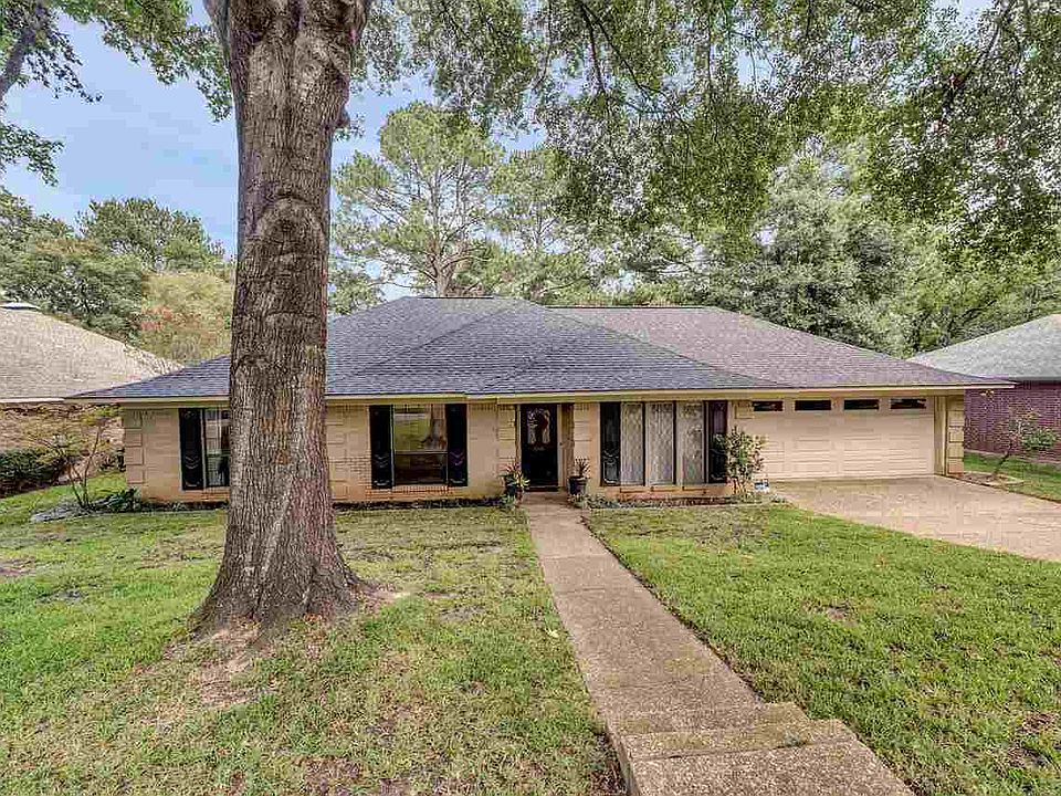 1st image of 4916 Pine Knoll Dr