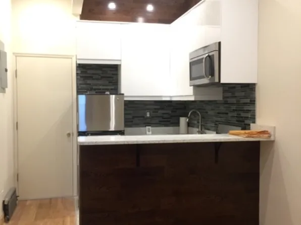 204 Greenpoint Avenue image 1 of 11