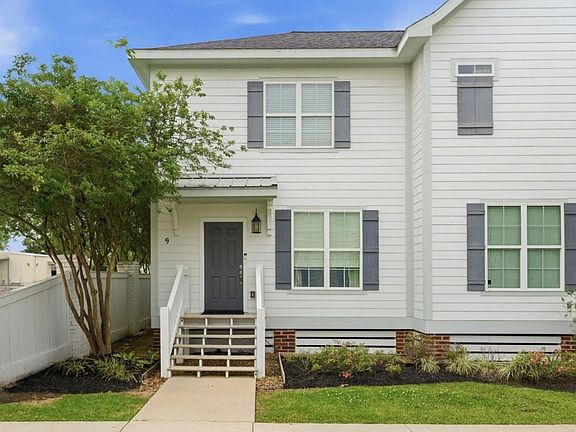 3rd image of 1220 Pithon St APT 9
