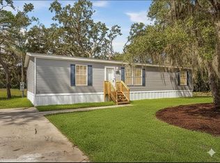 18223 Long Lake Dr, Hudson, FL 34667