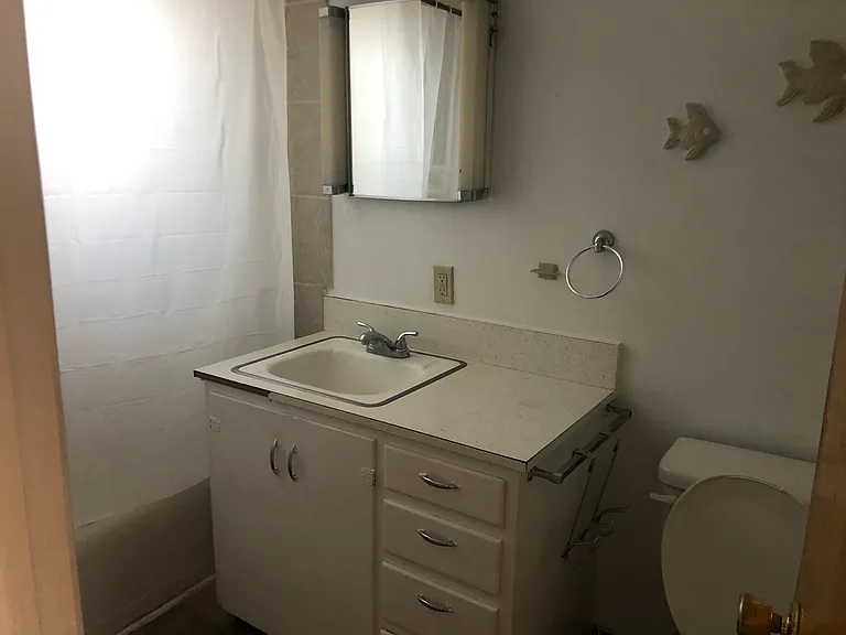 406 West Ave — Photo 8