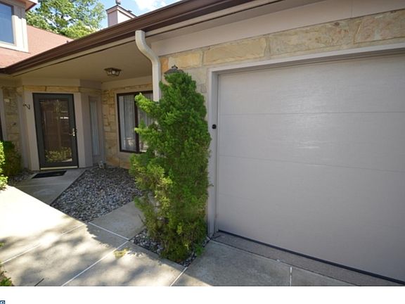2nd image of 18 Morton Ct