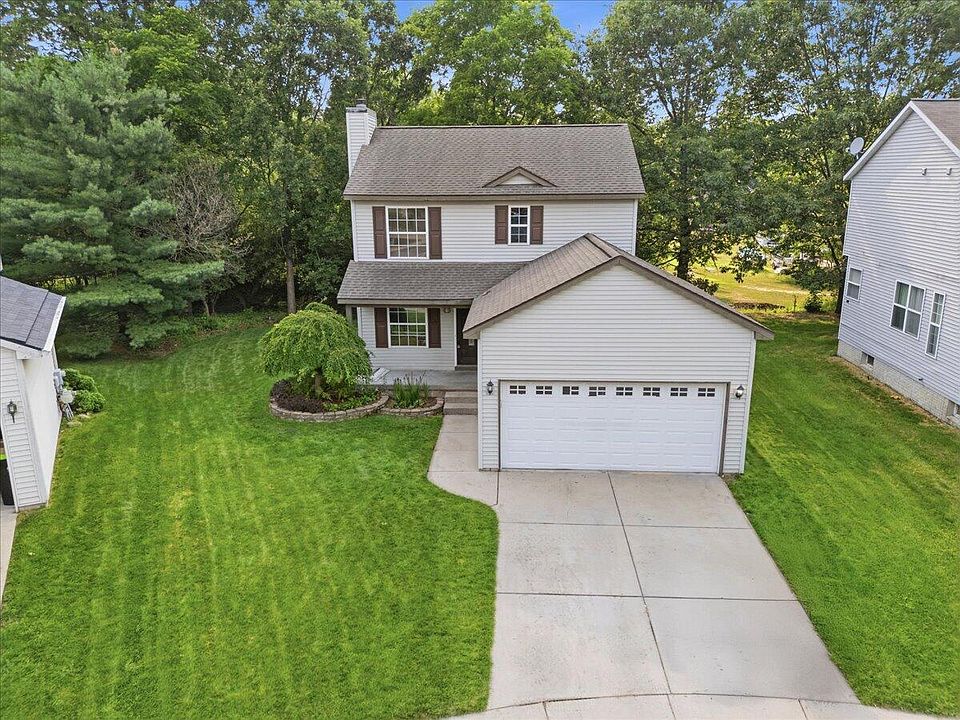 1st image of 608 Heritage Cir
