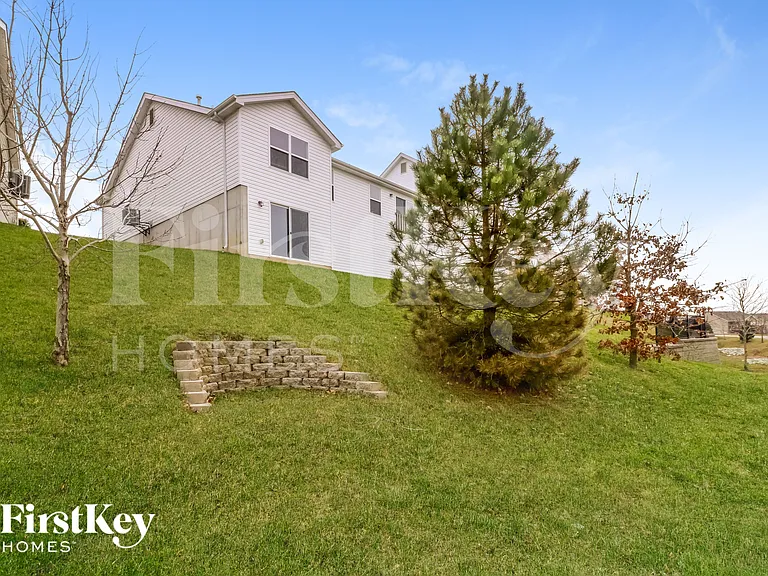 137 Boardwalk Gardens Dr — Photo 14