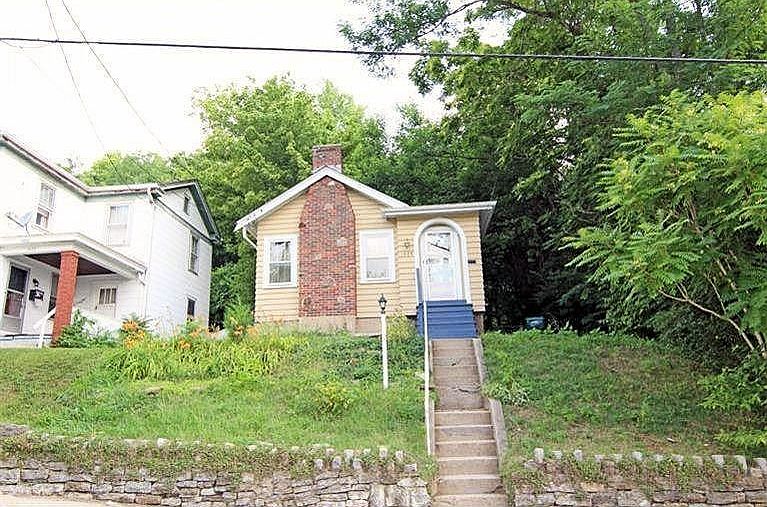 1st image of 1926 Washburn St