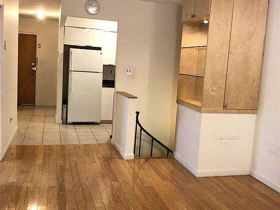 3rd image of 6707 242nd St
