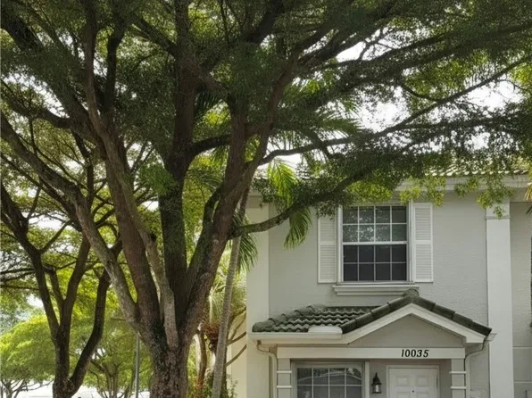 10035 Poppy Hill Dr, Fort Myers, FL 33966