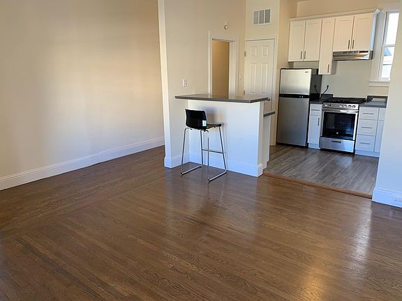 2nd image of 138 S B St APT 14
