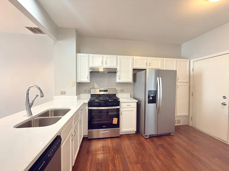 11 S Oakhurst Dr — Photo 4