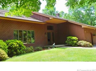 64 Common Rd, Willington, CT 06279