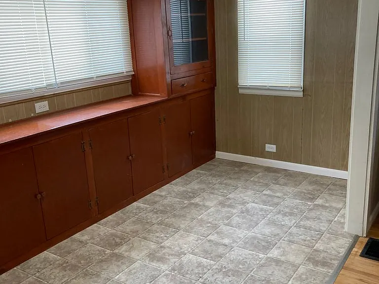 106 Hoover Dr — Photo 4