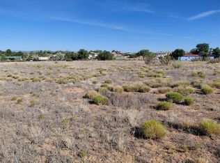 Camino Hinojo, Santa Fe, NM 87507