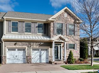 2007 Whitney Ln, Allendale, NJ 07401