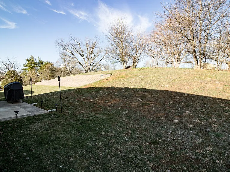 114 Lowball Ln — Photo 38