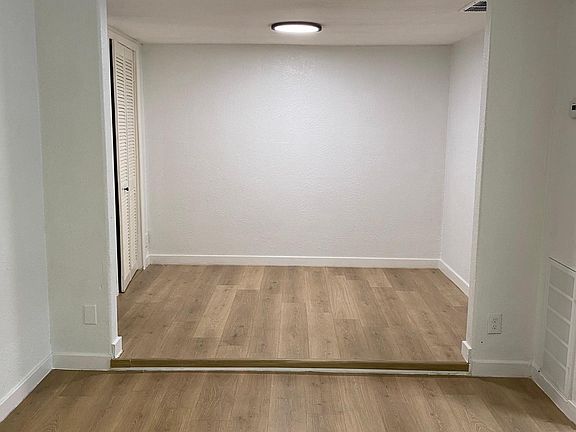 2nd image of 9511 Contessa Dr APT 12