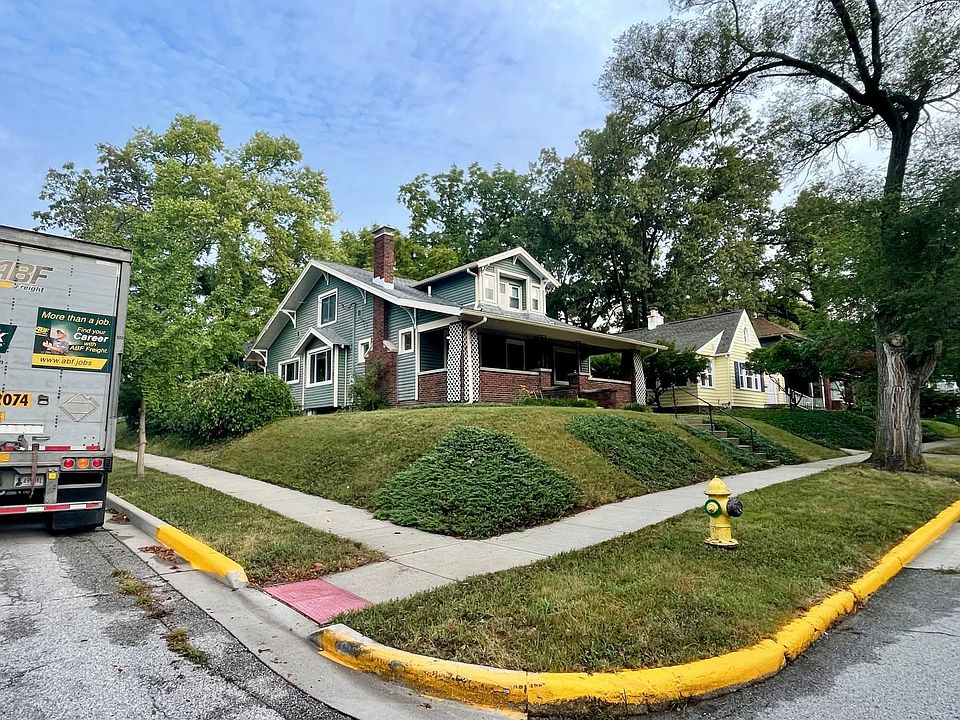 1st image of 441 Littleton St