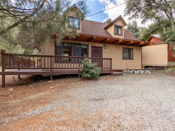 2320 Glacier Dr, Pine Mountain Club, CA 93222