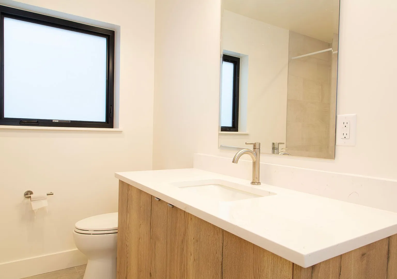 1010 Grand Ave — Photo 3