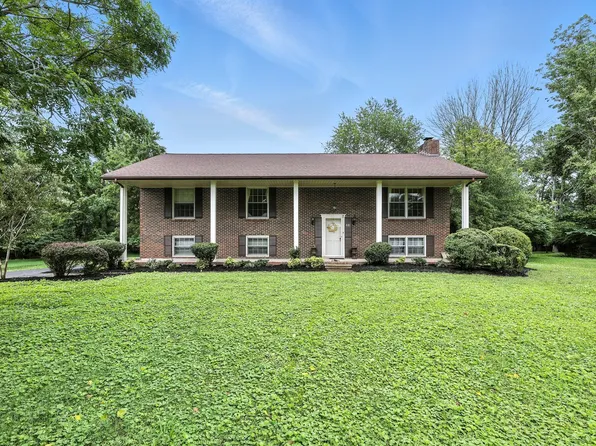 621 Harden St, Gallatin, TN 37066
