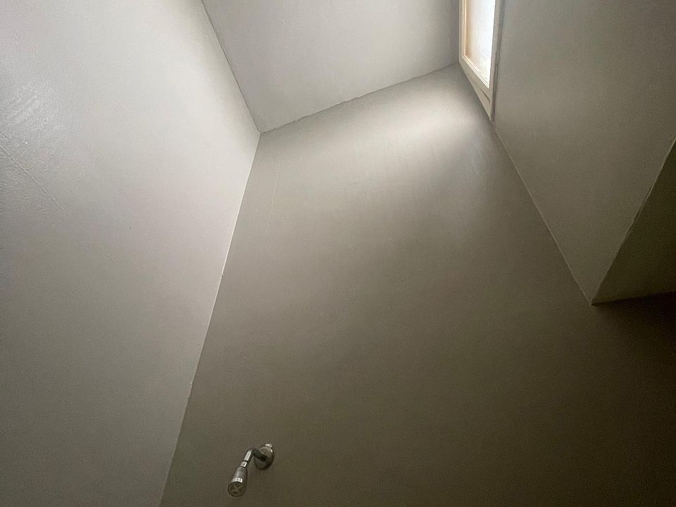 1st image of 14924 Tireman St #14936