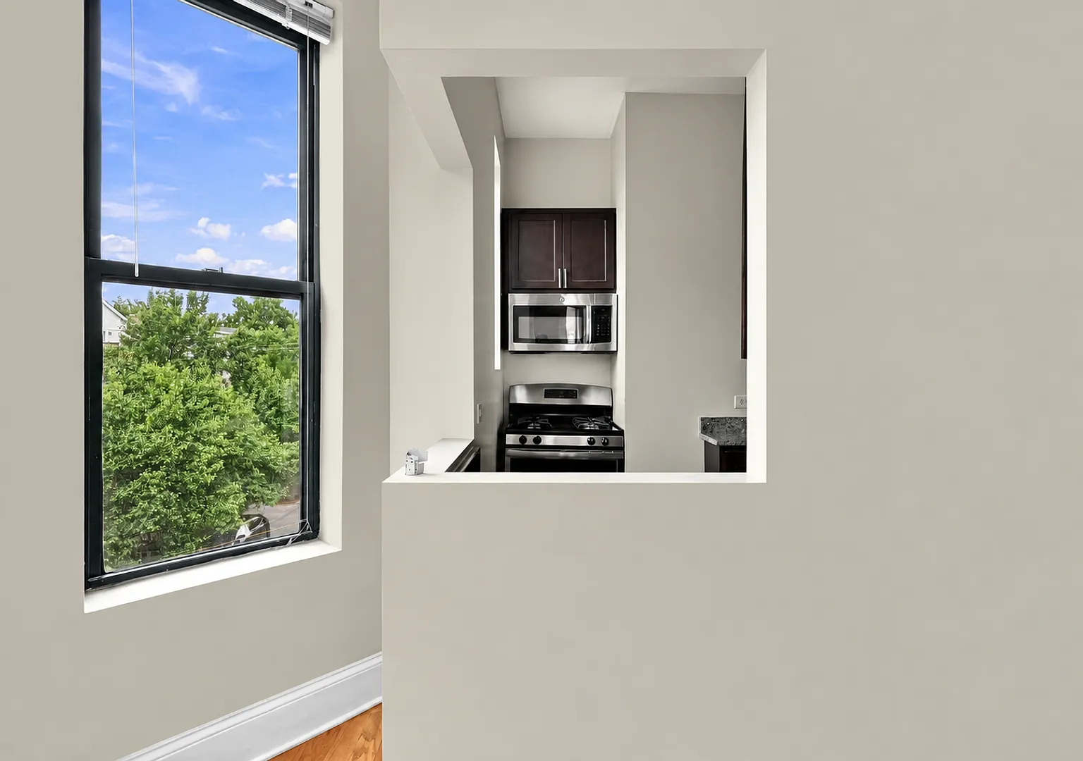 2 bed, $2,595 — Photo 2