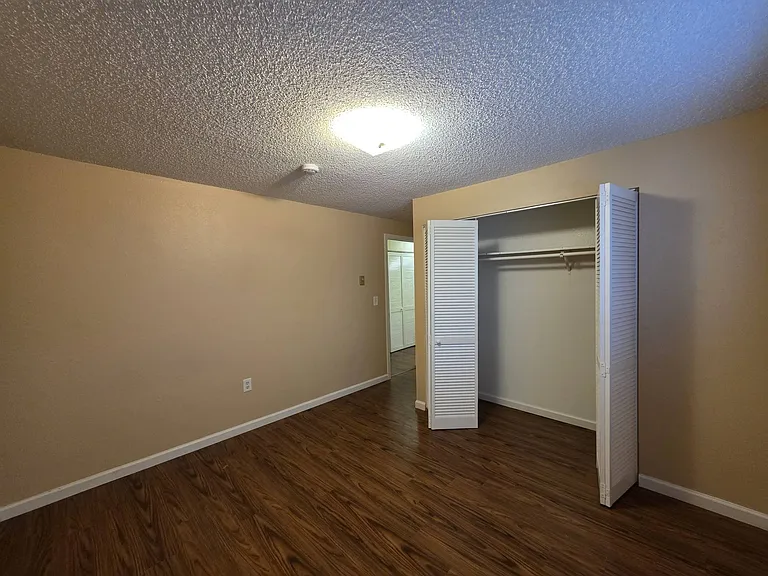 404 Belle Ave #2 — Photo 15