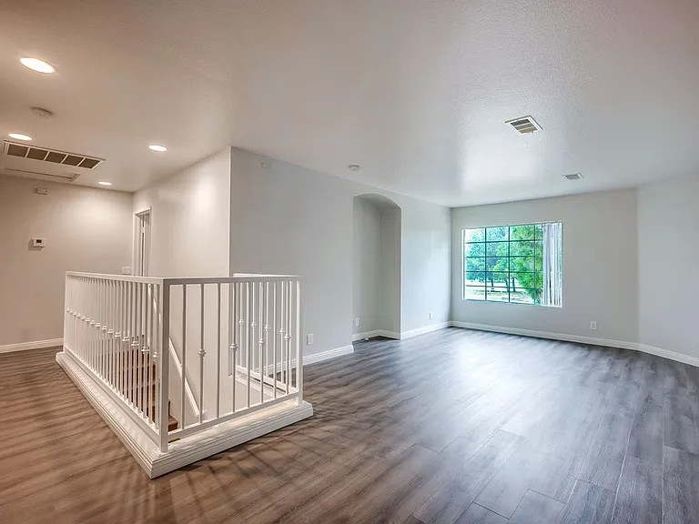 811 N Turner Ave #7 — Photo 9