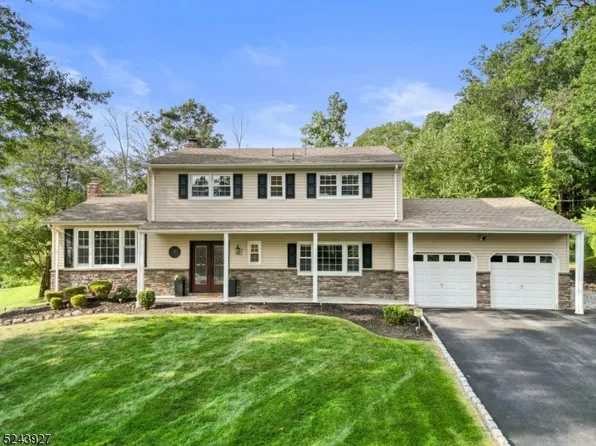 15 Fawn Dr, Montville Twp., NJ 07045