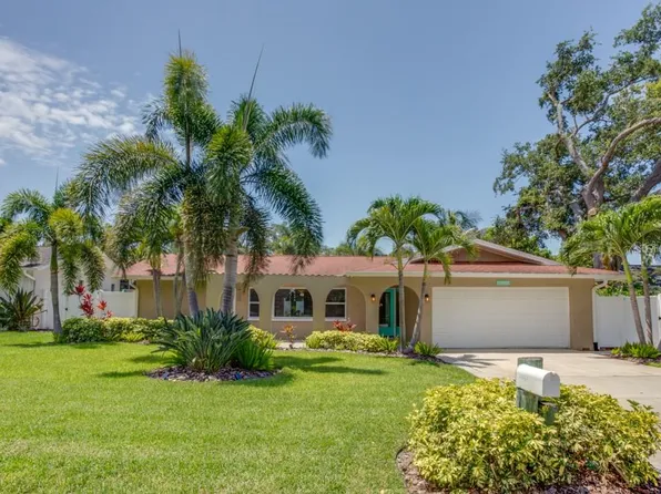 14060 82nd Ave, Seminole, FL 33776