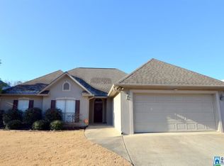 137 Saint Charles Dr, Helena, AL 35080