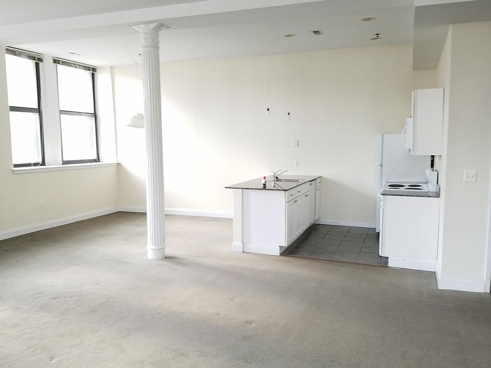 1st image of 1011 Chestnut St Unit 604E