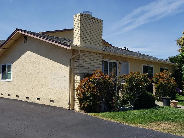 3955 Starview Dr #3 — Photo 2