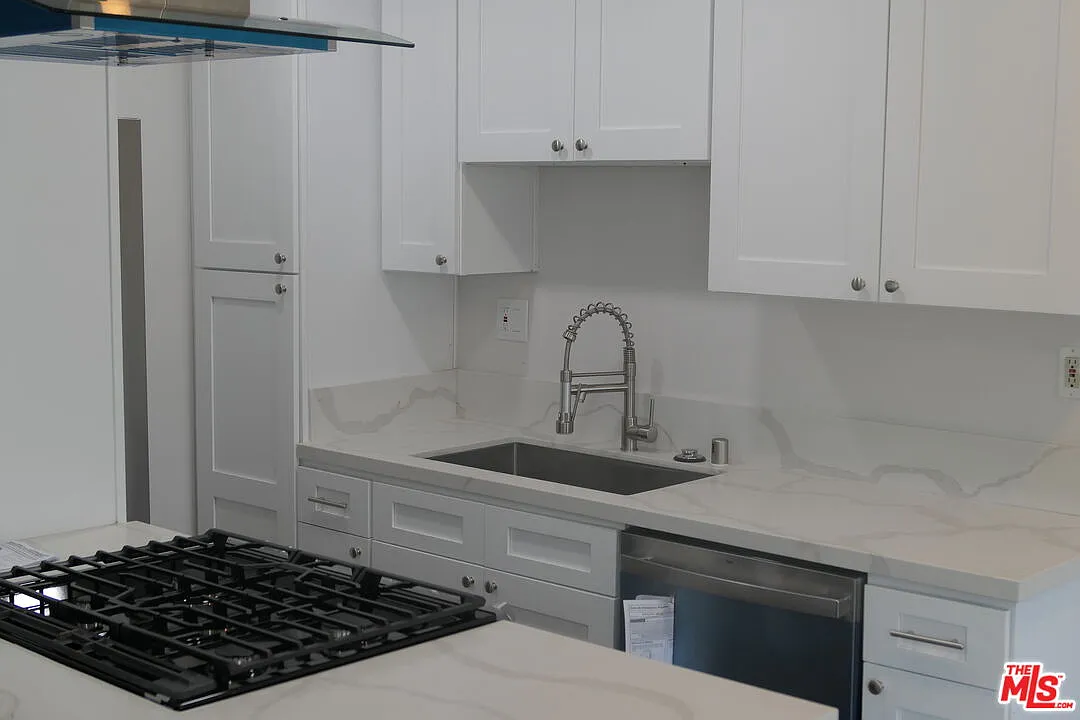 2 bed, 2.0 bath, 1150 sqft, $2,695 — Photo 3