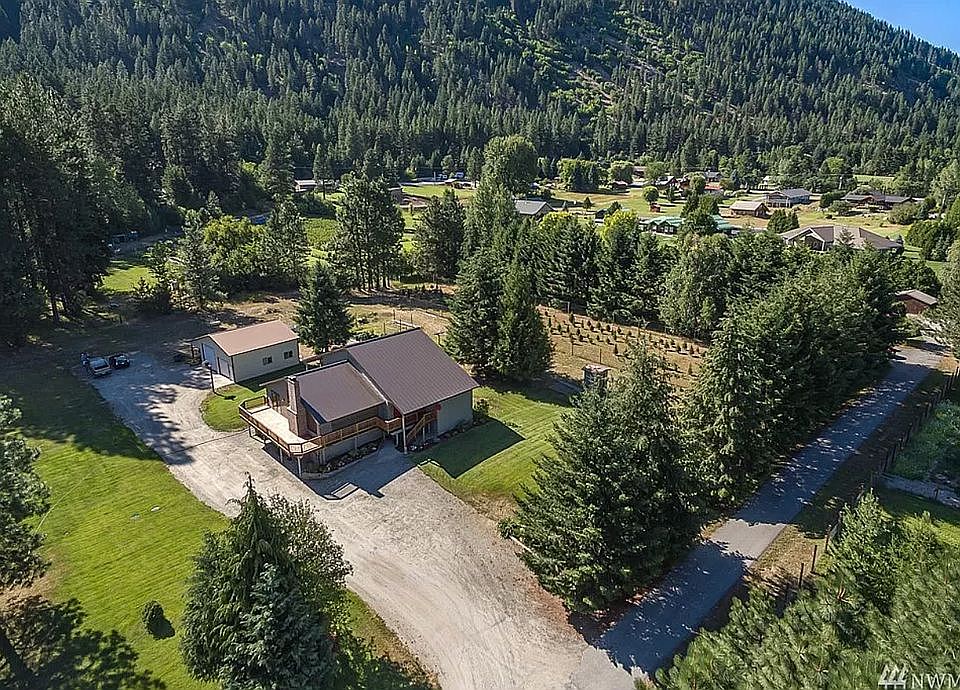 1st image of 95 Viviane Ln