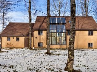 61 Greylock Estates Rd, Lanesborough, MA 01237