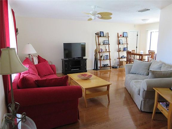 4th image of 2531 Wye Oak Ln