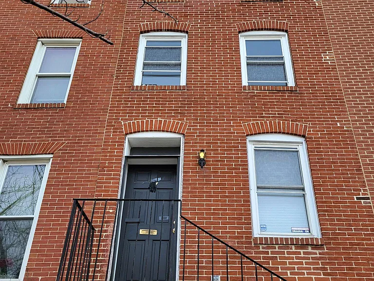 27 N Eden St — Photo 22