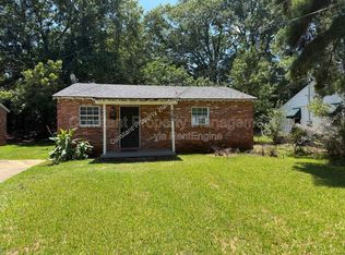 1104 Dewey St, Griffin, GA 30223