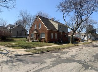 2775 N 58th St, Milwaukee, WI 53210