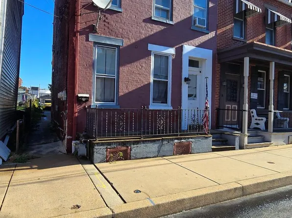 139 S 4th St, Columbia, PA 17512