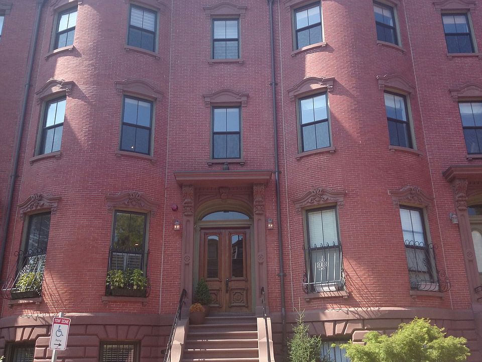 2nd image of 15 Worcester Sq APT 4