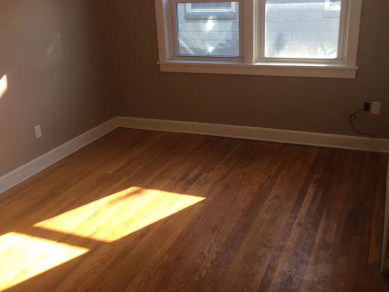 569 Guilford Ave — Photo 6