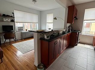 30-14 33rd St #4E, Astoria, NY 11102