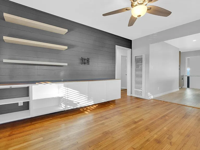 4604 Norwood St — Photo 18