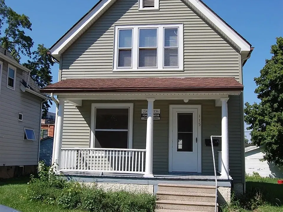 115 Adams St